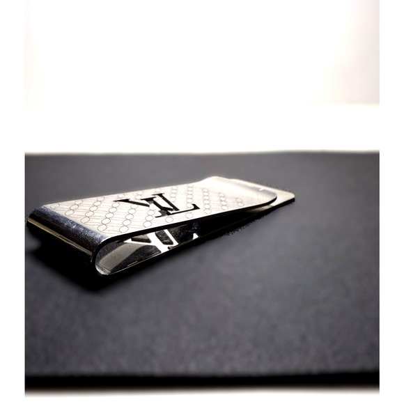 Louis Vuitton Silver Money Clip Champs Elysees Metal LV Logo With Box M65041 - Picture 3 of 6